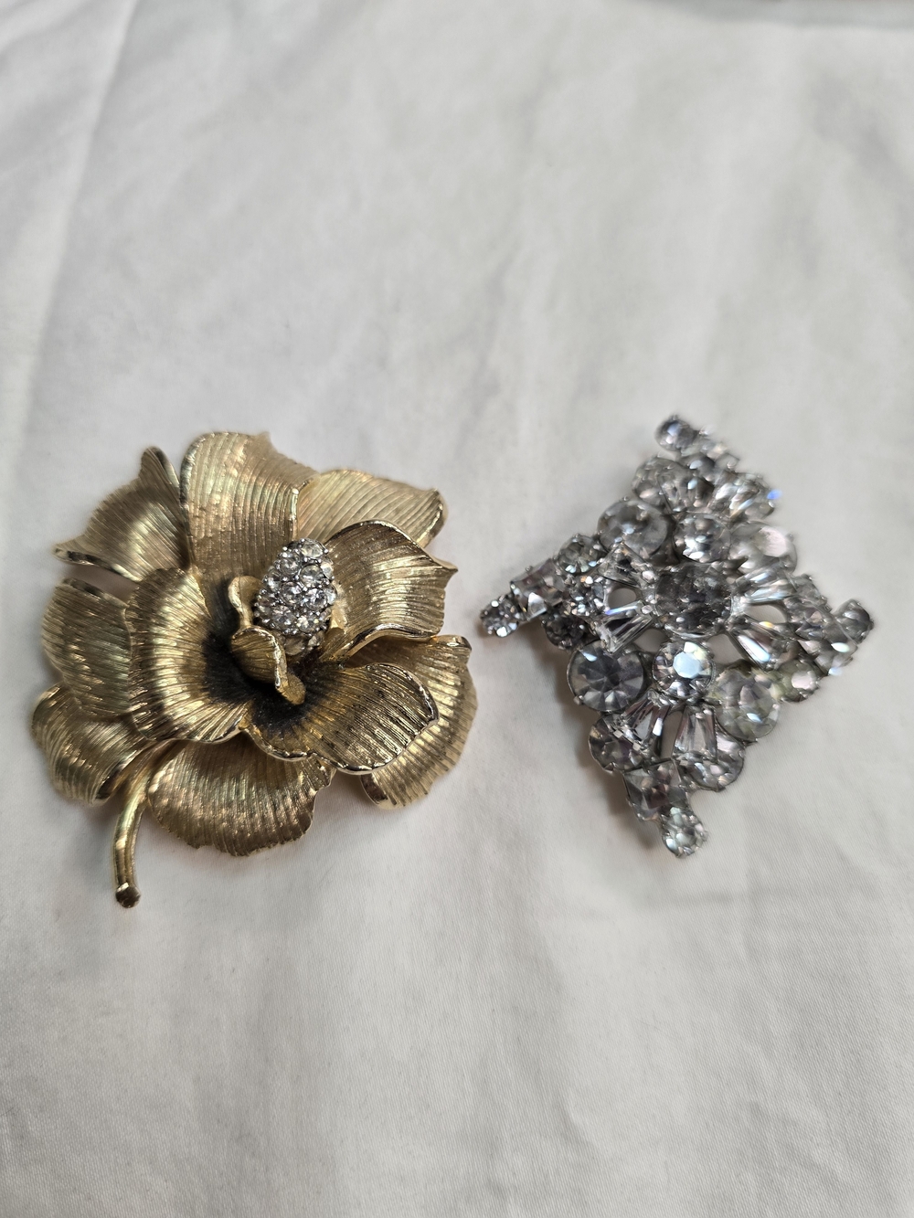 2 Pc 1960's Gold Rose W/rhinestones & Silver Rhinestone Brooch
